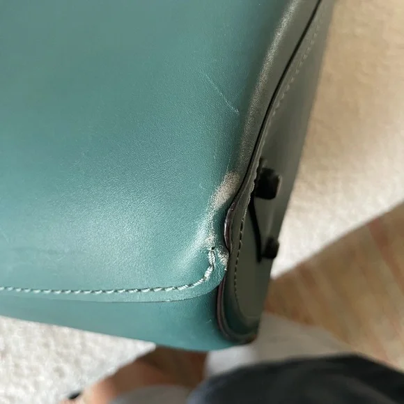 Coach Green Leather Tote Bag - Picture 4 of 7